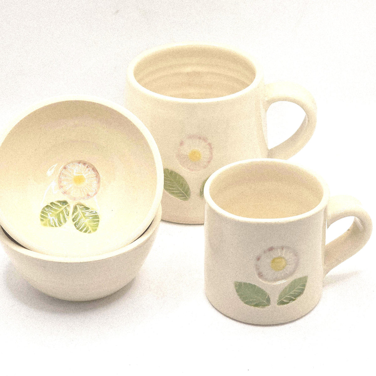 Handmade Ceramic Cream Hand Painted Daisy 8oz Tea / Coffee Mug. Stoneware Pottery.