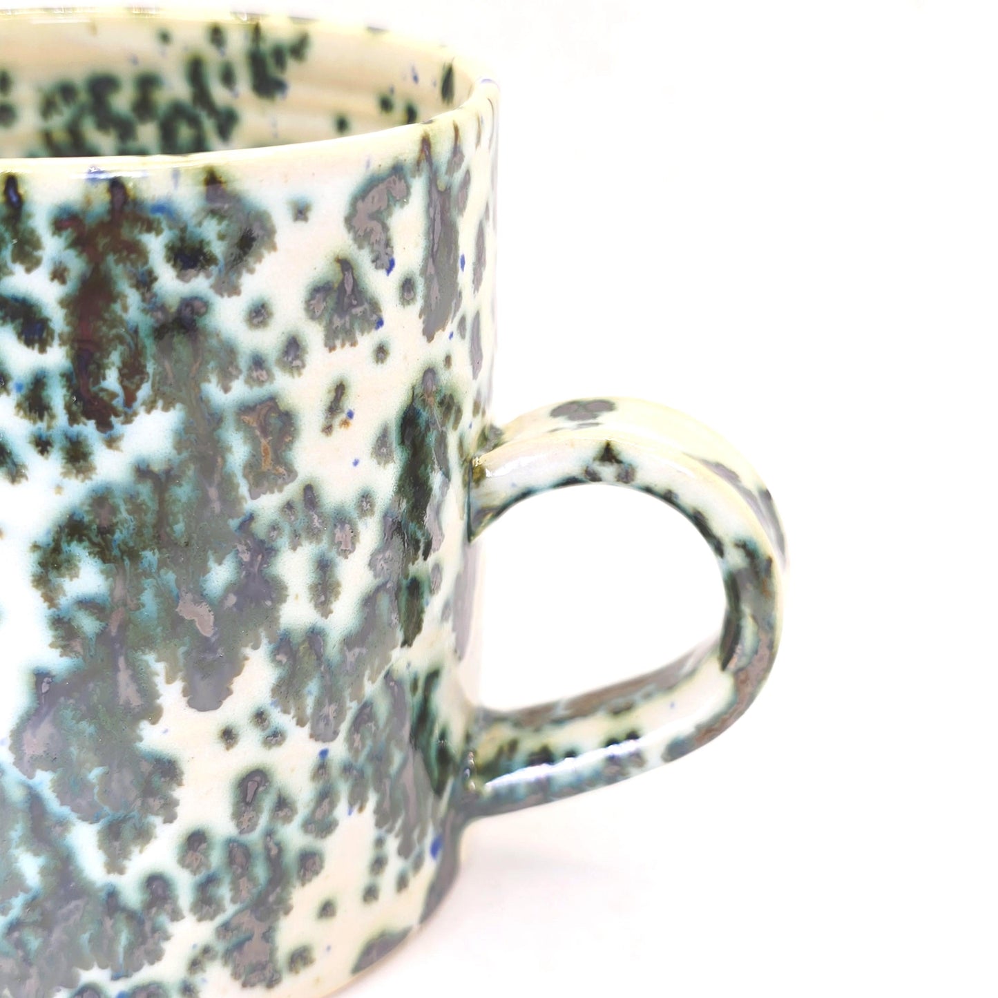 Handmade Ceramic Large 16oz Tea / Coffee Mug. Green & Cream Splatter Glaze. Stoneware Pottery.