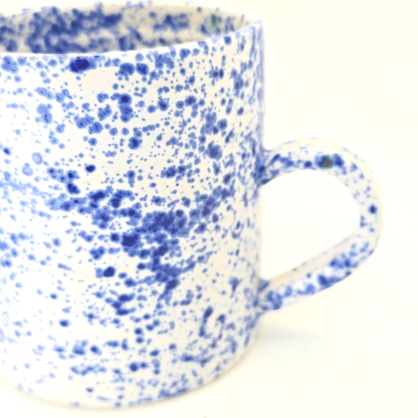 Handmade Ceramic Large 16oz Tea / Coffee Mug. Blue & White Splatter Glaze. Stoneware Pottery.