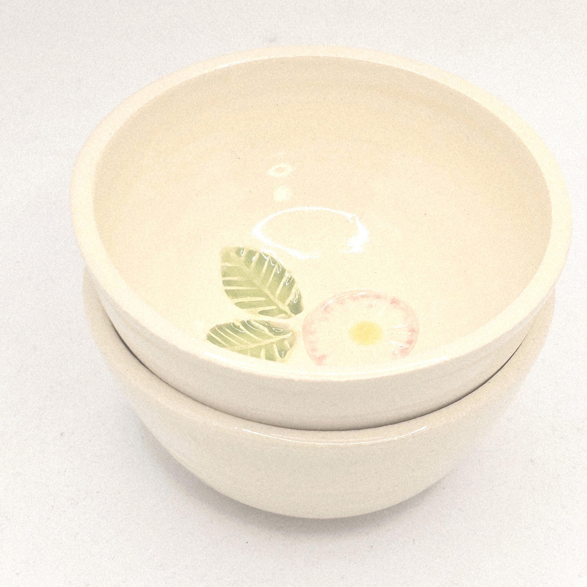 Handmade Ceramic Daisy Condiment Bowl / Trinket Dish/ Sauce Bowl / Jam Pot. Stoneware Pottery